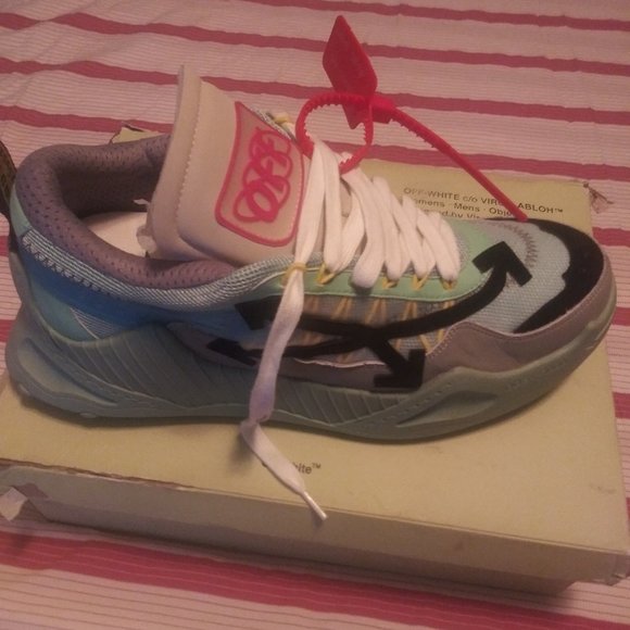 Off white shoes main image 7
